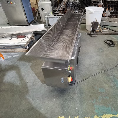 Fast reverse horizontal conveyor 6