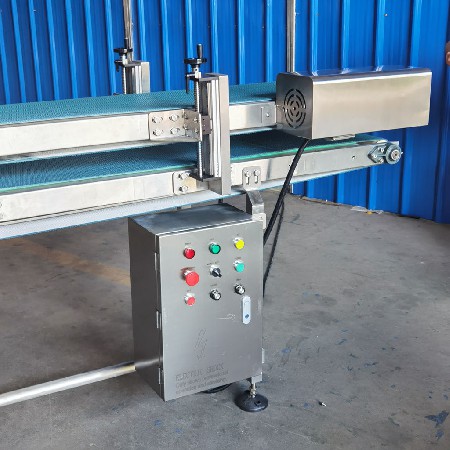 Clamping machine