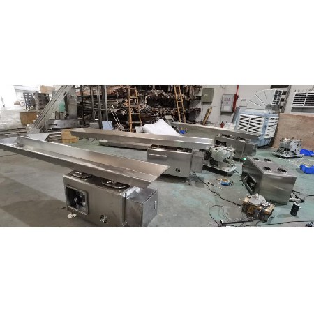 Fast reverse horizontal conveyor 7