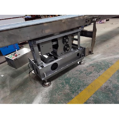 Fast reverse horizontal conveyor 1