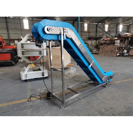 Chain plate inclined hoist 1